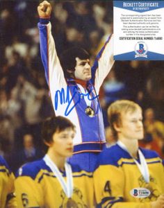 Mike Eruzione autographed 1980 USA Olympic Hockey Team Gold Medal ceremony 8x10 photo (BAS authenticated)