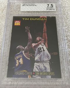 Tim Duncan San Antonio Spurs 1998 Sports Illustrated for Kids card BGS graded 7.5 NrMt+