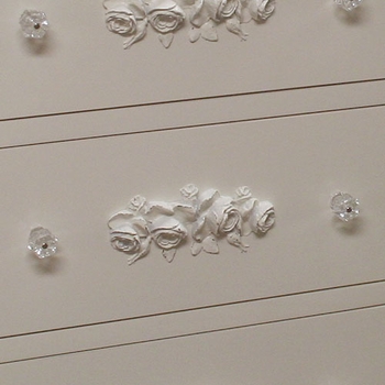 Bella Rosa Six Drawer Dresser with Cabinet