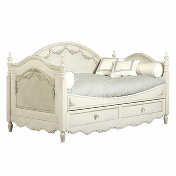 Charlotte Day Bed Trundle & Moulding (Versailles Cream with Versailles Blue)