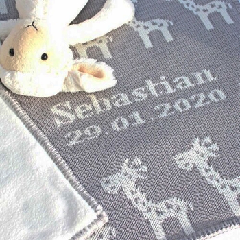 Giraffe Baby Blanket - Pale Grey