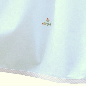gordonsbury rosebuds embroidered crib skirt