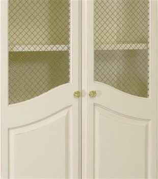 grand armoire w/wire mesh doors (linen/pink)