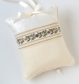 Ivory Luna and Honeycomb Crib Bedding