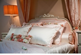 lulla smith adult size linens