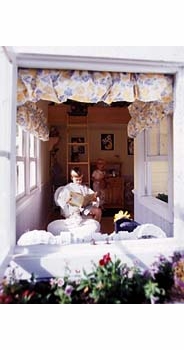 Luxury Playhouse - Hampton Cottage by La Petite Maison