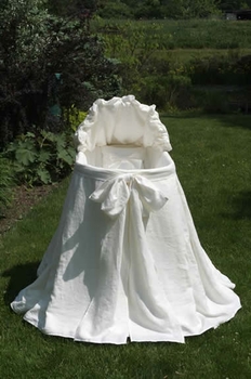 Mykonos Bassinet (Contact Us for Pricing)