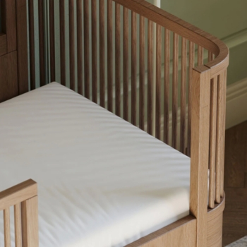 Naturepedic Classic Organic Crib Mattress - Lightweight Single Stage
