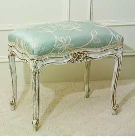 Petit French Bench