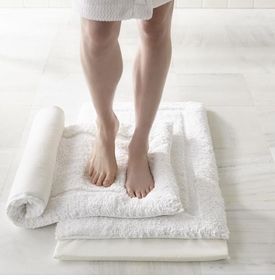 Tiffany Cloud Luxe Bath Rug