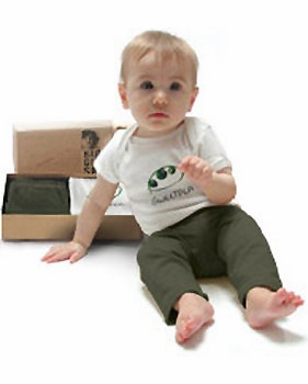 wearable greetings outfit gift set by kee-ka