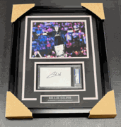 Billie Eillish Signed Autographed Authentic Psa Or Bas Framed 8x10 Concert Photo