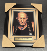 WILLIE NELSON COUNTRY MUSIC AUTOGRAPHED SIGNED 8X10 PHOTO FRAMED PSA Authentic