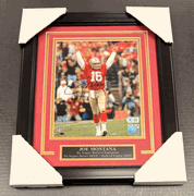 JOE MONTANA SAN FRANCISCO 49ERS SIGNED AUTOGRAPHED 8X10 PHOTO FRAMED Beckett Bas