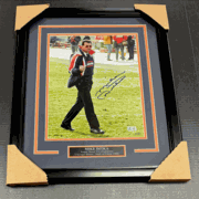 Mike Ditka Finger Chicago Bears Autographed 11x14 Photo Beckett Bas Authentic 