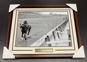 RON TURCOTTE TRIPLE CROWN SECRETARIAT AUTOGRAPHED FRAMED 16X20 PHOTO Beckett BAS