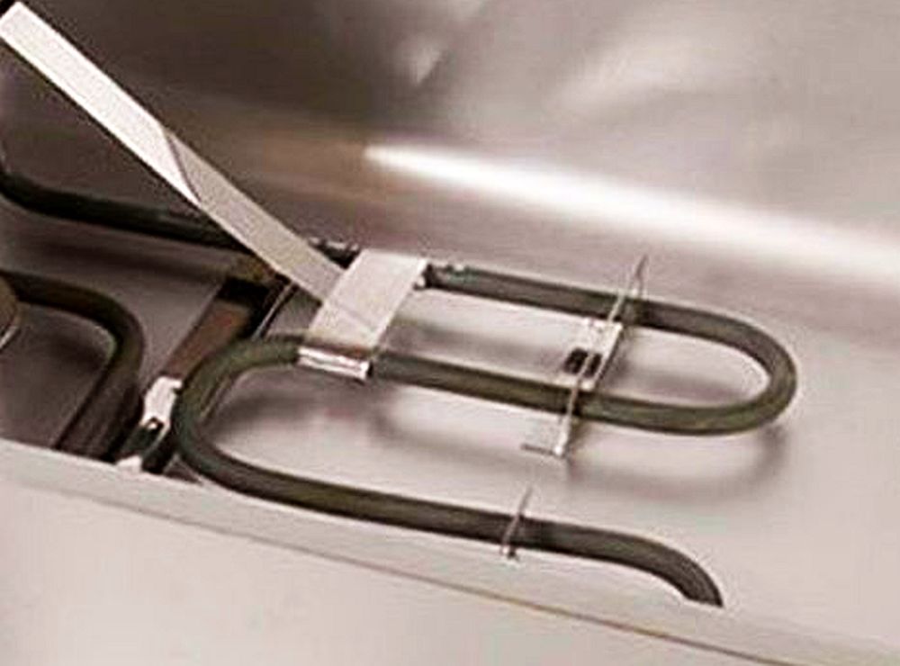 Briskheat® Evapoway Anti Condensate Pan 240 Voltage 21 x 13 x 4 in