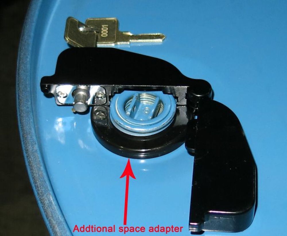 Drum Locks For Steel Drums With Round Head Plugs