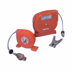 Retractable Grounding Wires  50'  Plier clamp