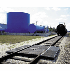 Ultra TrackPans for Railcar Spill Containment With Grates
