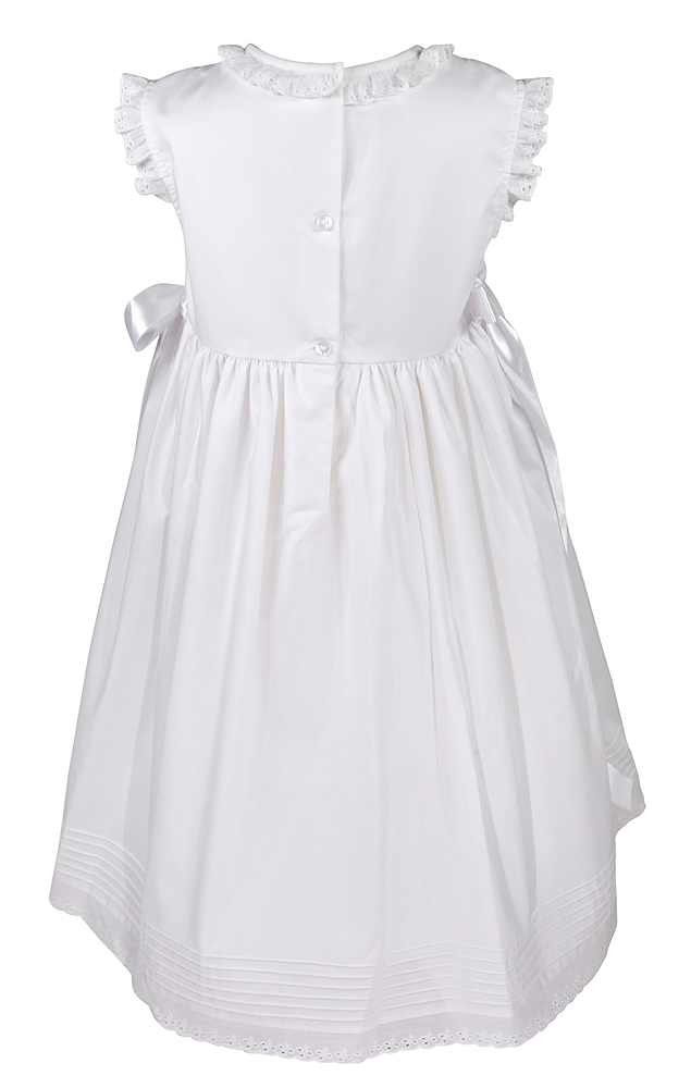 The Best Dressed Child / Lulu Bebe Girls White Smocked Gaby Dress with Side Bows