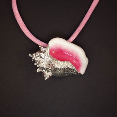 14k Gold Conch Pendant - 414 E