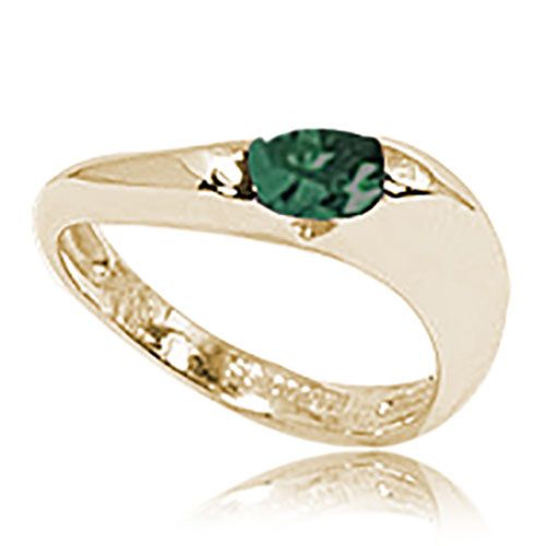 14K Yellow Gold 6 x 4 Fac Oval Emerald Ring