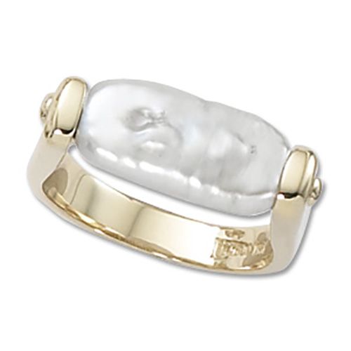 Capsule Shaped Coin Pearl Ring - 14K Yellow Gold Size 7