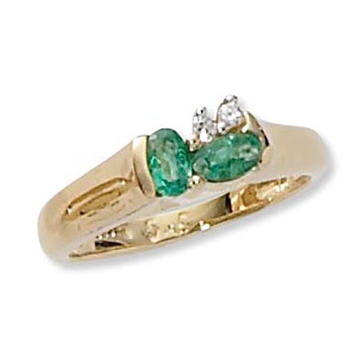 Cluster Emerald Ring - 14K Yellow Gold Size 7