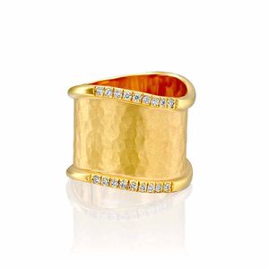Textured Wavy Diamond 14k Gold Ring - M4811
