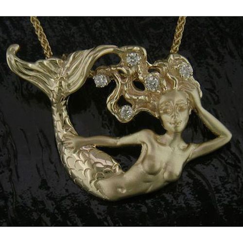 Mermaid Lounging Pendant - 14K Gold  - SD-M094
