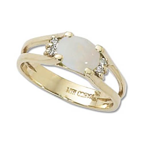 Oval Opal & Diamond Ring - 14K Yellow Gold Size 7