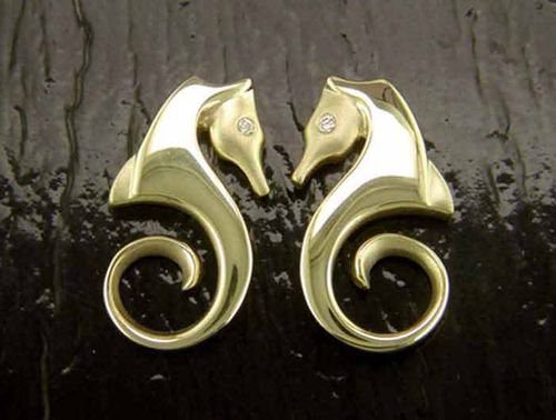 Sea Horse Classic Style Earrings - 14K Gold  - SD-SLE065