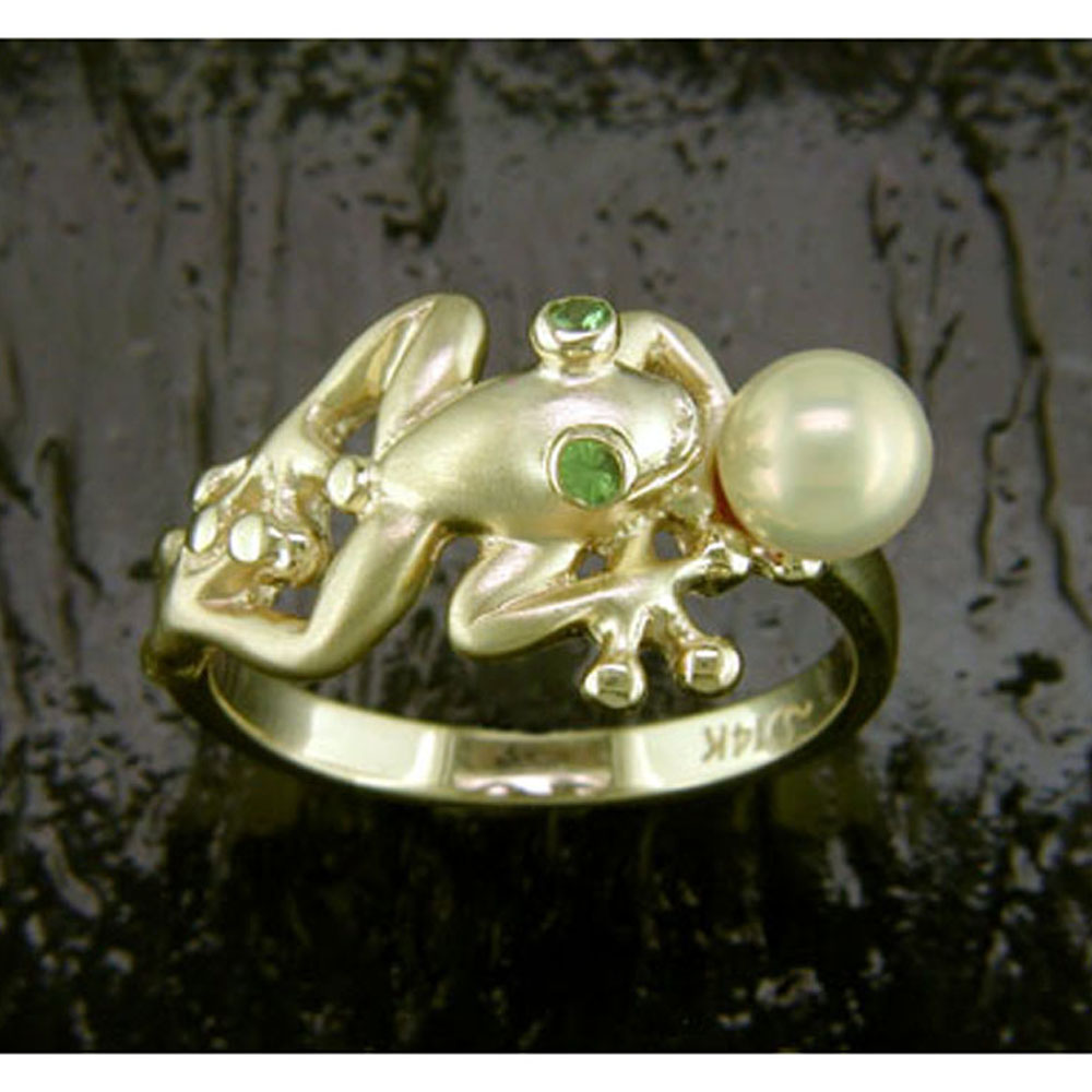 SDFGR425 Tree Frog Ring with Good Luck Style 14K Gold...