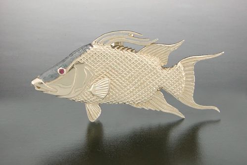 Vanmark Medium Hog Snapper Pendant - PD399Y