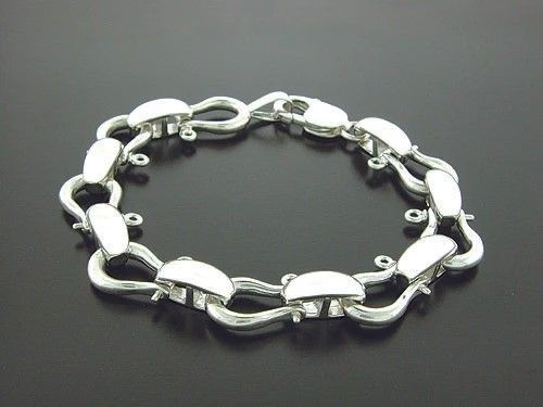 Vanmark Sterling Silver Large Shackle Bracelet - BR044S