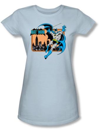 Batman Juniors T-Shirt - Batman In The City Light Blue Tee
