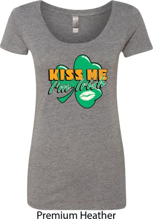 St Patrick's Day Kiss Me I'm Irish Ladies Scoop Neck Shirt