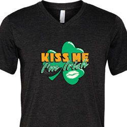 St Patrick's Day Kiss Me I'm Irish Mens Tri Blend V-neck Shirt