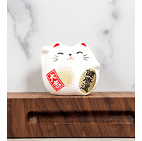 Visit Feng Shui White Cat: Kotobuki Maneki Neko Charm