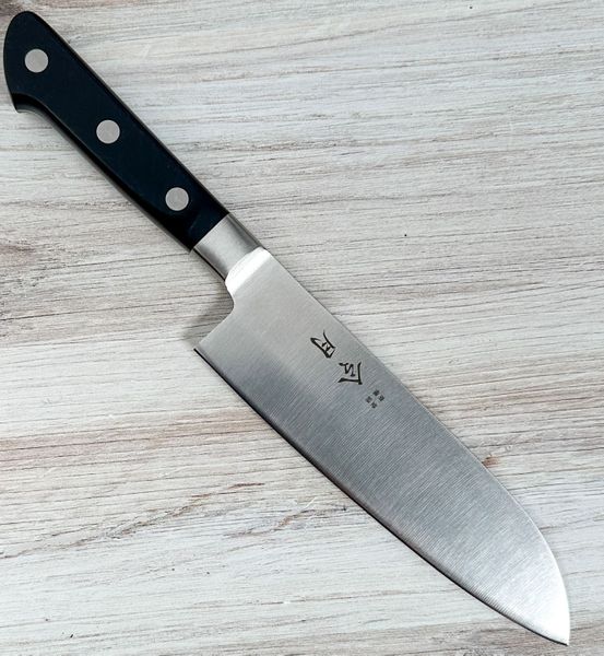 Fuji Cutlery Reigetsu 6.3 in 16 cm Japanese Vegetable Knife Stainless Steel Blade FC-1081 Natural Wood Handle