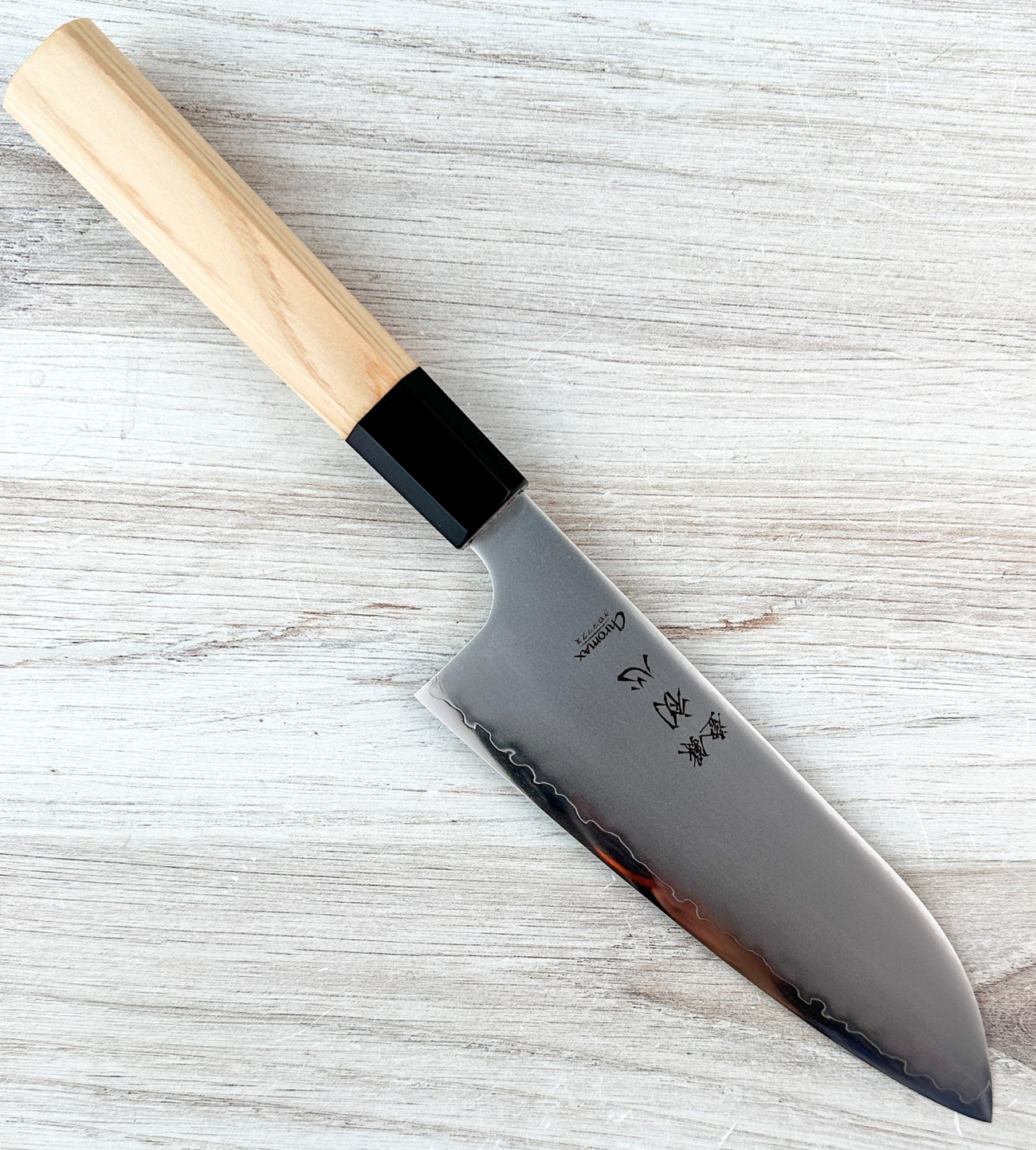Hatsukokoro Chromax Santoku 170mm|Hinoki Knife