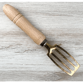 Japanese Brass Fish Scaler