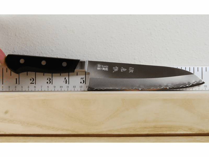 Kotetsu Hamon 19C27 Santoku 180mm