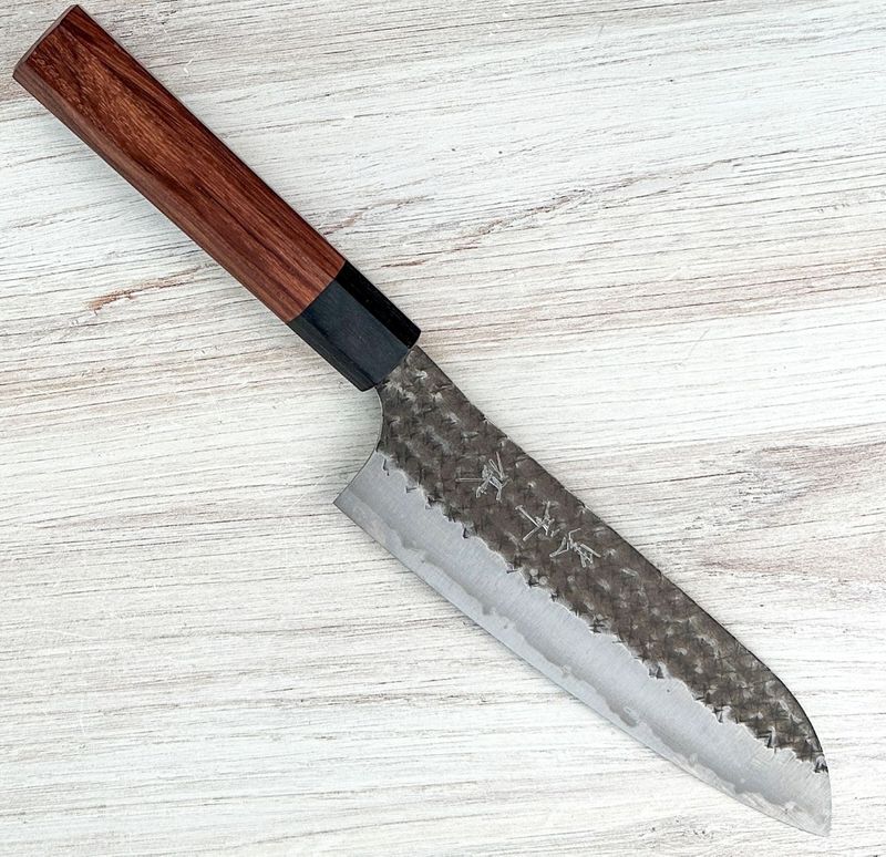 kurosaki-kokusen-as-santoku-