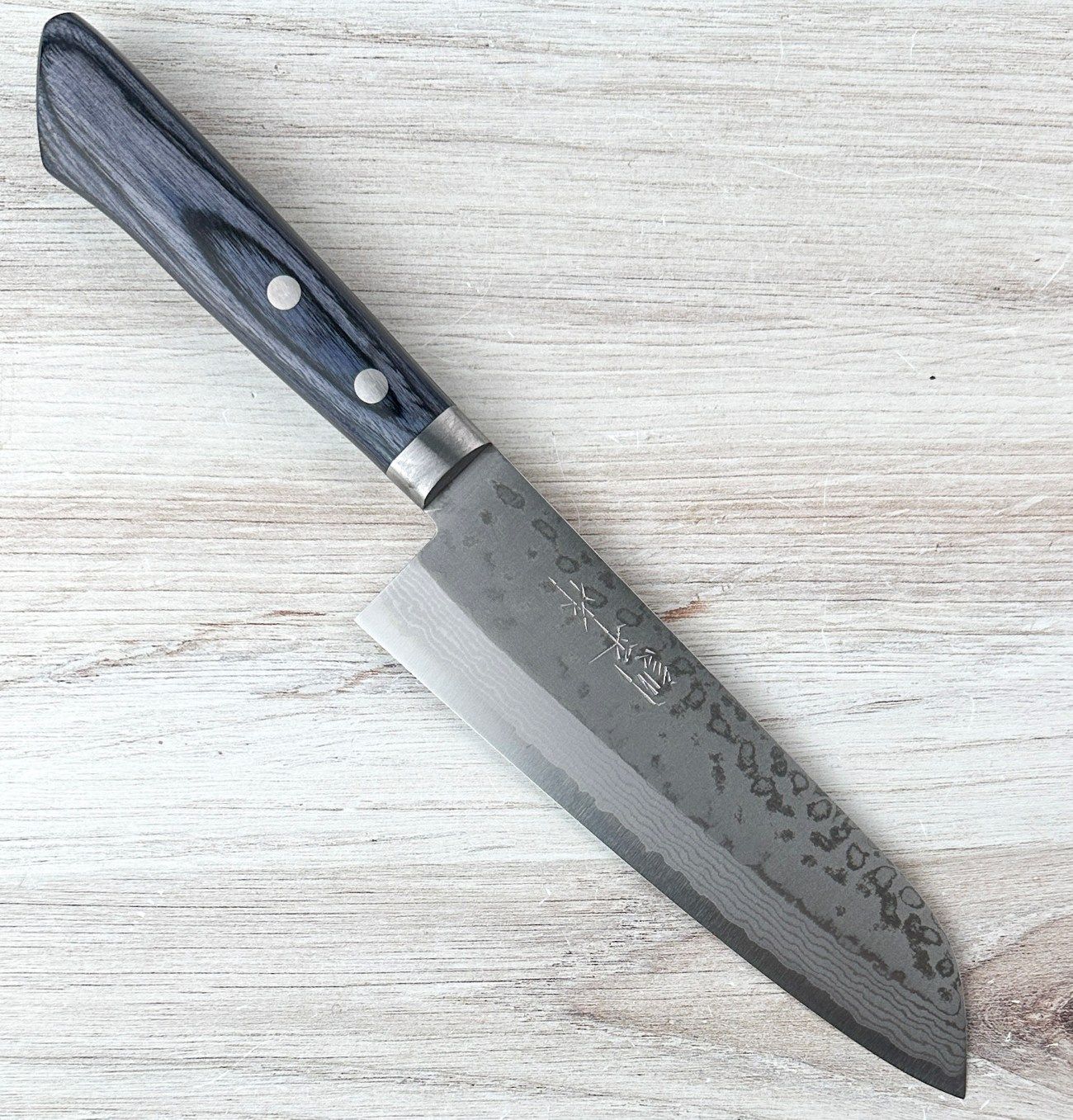 masutani-vg10-damascus-santoku