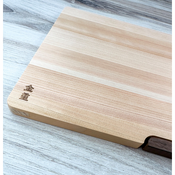Small Self Standing Hinoki Cutting Board 8.7 x 8.7 x 0.5 inches
