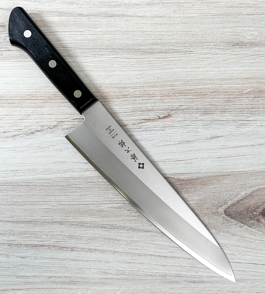 TOJIRO BASIC Gyuto 200mm