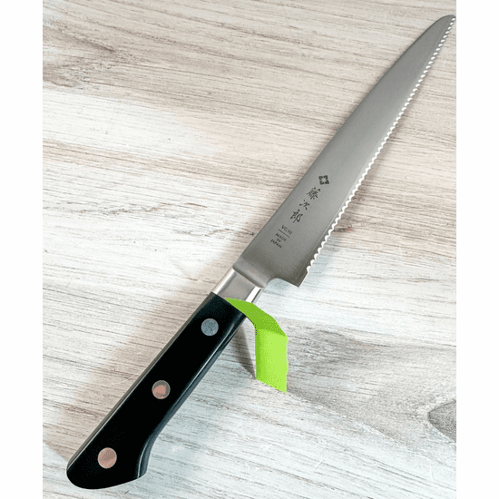 TOJIRO CLASSIC Serrated Bread 215mm - Small Handle Gap