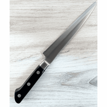 TOJIRO CLASSIC Serrated Bread 215mm - Small Handle Gap